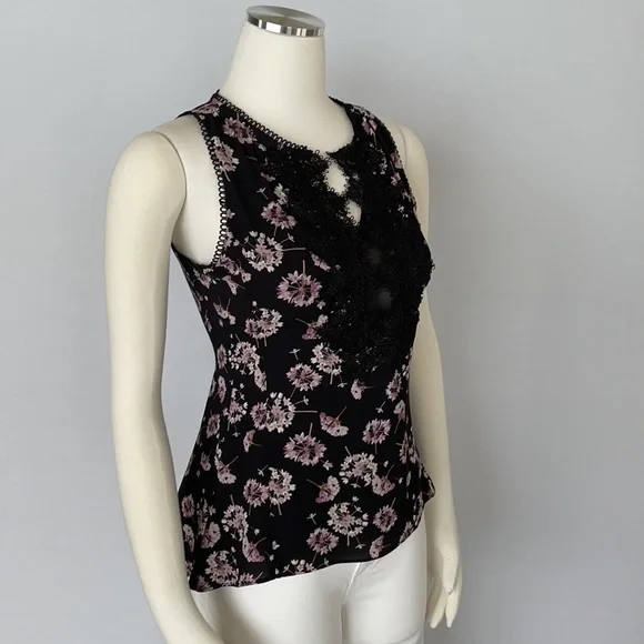 NWOT WHBM Floral Lace Print Top Size XS Petite - Picture 10 of 16